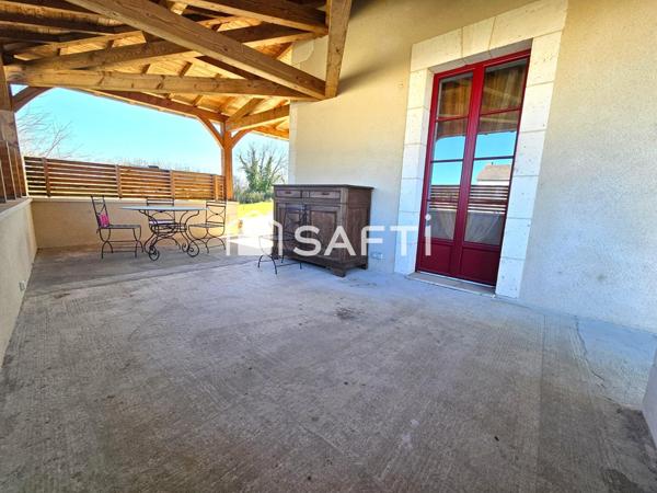 Charmante maison en pierre de 180 m² habitables.