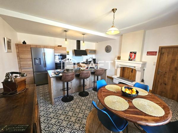 Charmante maison en pierre de 180 m² habitables.