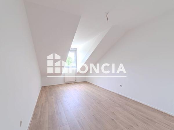 À vendre Appartement 4 pièces 98.58 m² - Fontaines-sur-saône 69270