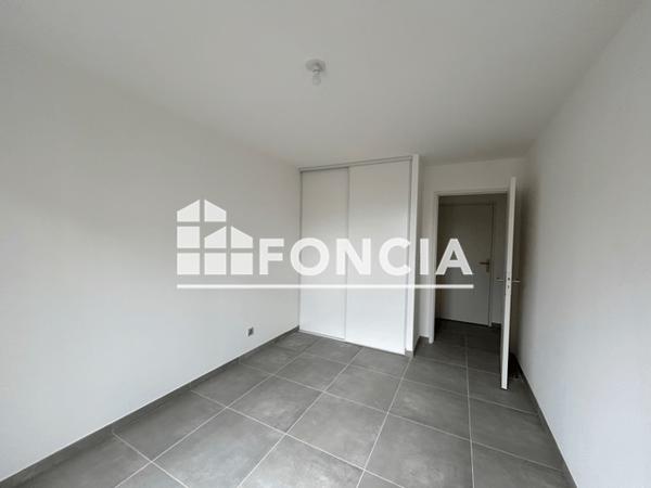 Location Appartement 3 pièces 60.52 m² - 8 AVENUE DE FLORE Istres 13800