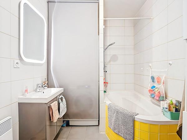 A vendre : Appartement T3 de 84m2 quartier capelette/pont de vivaux 13010 Marseille 