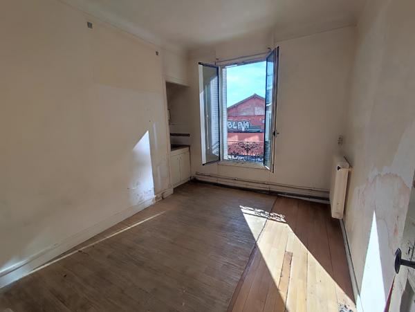 Immeuble 9 pièces - 161 m²