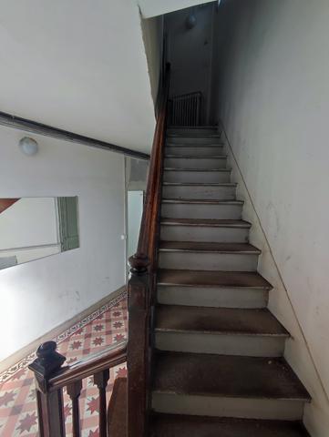 Immeuble 9 pièces - 161 m²