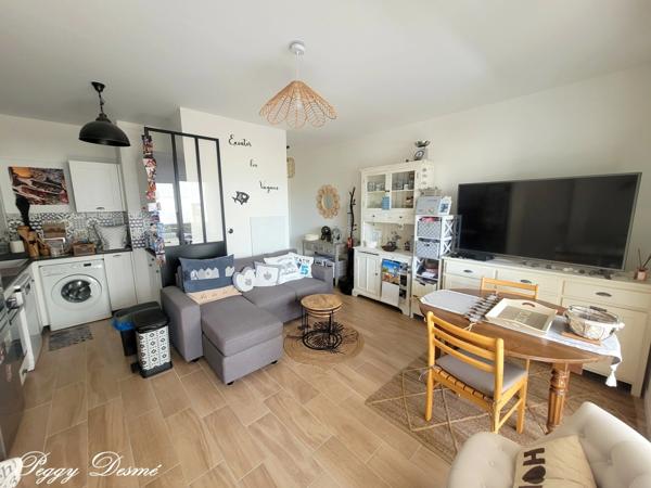 Appartement à vendre 3 pièces LA ROCHELLE (17) - 2 chambres, Terrasse, Place de parking privative