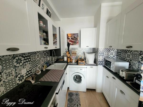 Appartement à vendre 3 pièces LA ROCHELLE (17) - 2 chambres, Terrasse, Place de parking privative