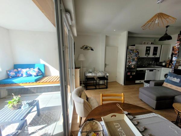 Appartement à vendre 3 pièces LA ROCHELLE (17) - 2 chambres, Terrasse, Place de parking privative