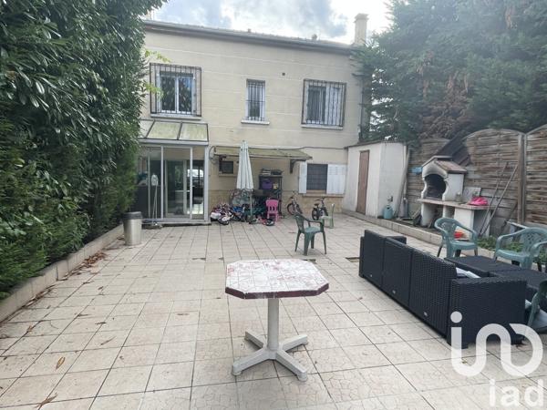 Maison 7 pièces de 199 m² à Sartrouville (78500)