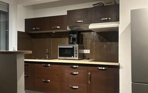 Appartement à louer    3 pièces •  Cenon