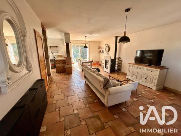 Maison à vendre 4 pièces 110 m² Arles