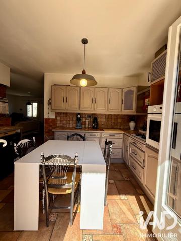 Maison à vendre 4 pièces 110 m² Arles