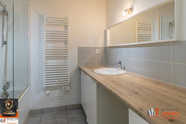Immeuble à vendre, 360 m² - Tarare 69170