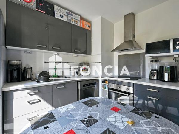 À vendre Appartement 3 pièces 62 m² - Fontenay-le-fleury 78330