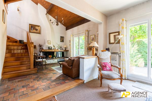 Maison Le Mesnil Le Roi 6 pièce(s) 129 m2 €790 000 ** - Référence 4715