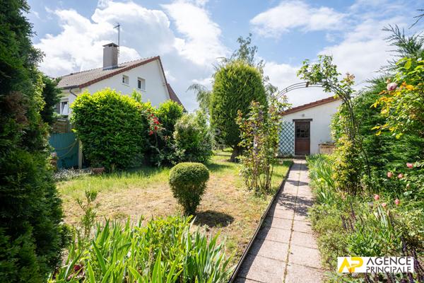 Maison Le Mesnil Le Roi 6 pièce(s) 129 m2 €790 000 ** - Référence 4715