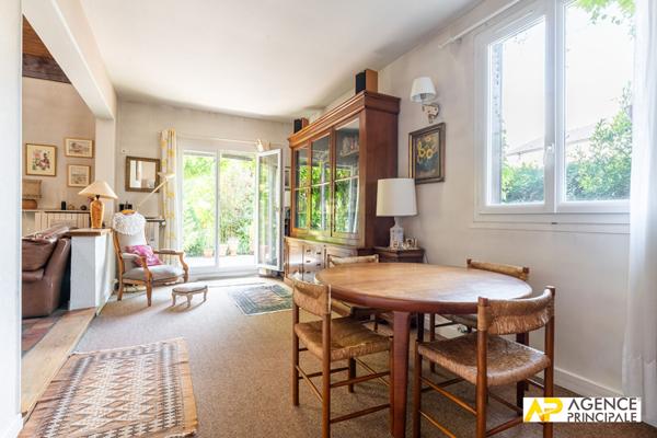 Maison Le Mesnil Le Roi 6 pièce(s) 129 m2 €790 000 ** - Référence 4715