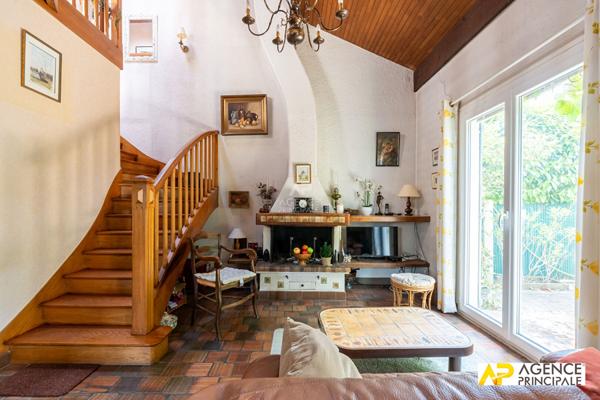 Maison Le Mesnil Le Roi 6 pièce(s) 129 m2 €790 000 ** - Référence 4715