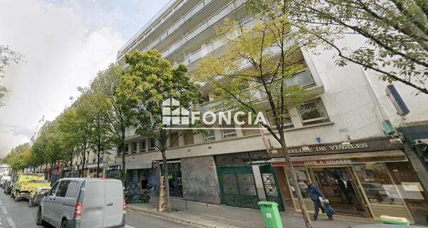 Location Parking 12 m² - Paris 75010