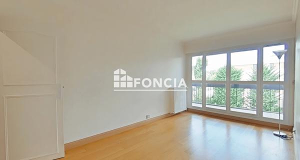 Location Appartement 5 pièces 107.34 m² - Le Raincy 93340