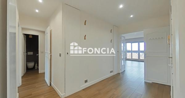 Location Appartement 5 pièces 107.34 m² - Le Raincy 93340