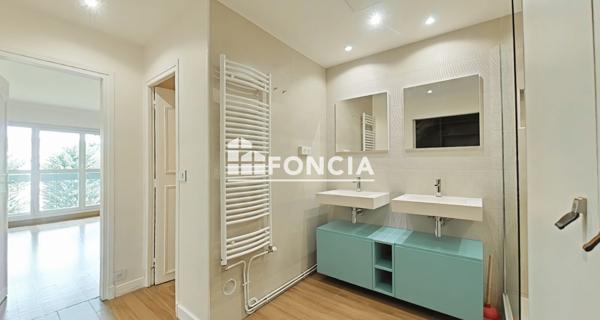 Location Appartement 5 pièces 107.34 m² - Le Raincy 93340