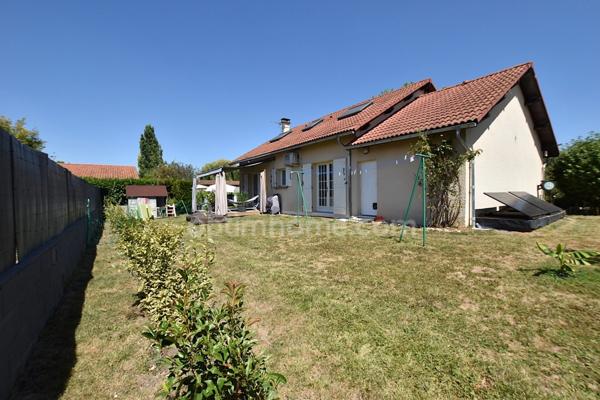 MAISON 131,5m2 / PARCELLE 1238m2 / 4 CHAMBRES
