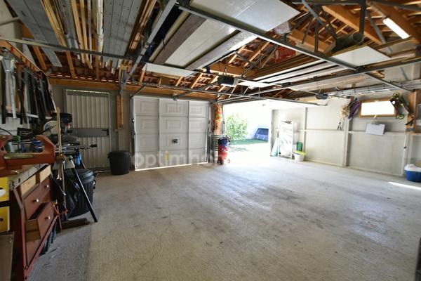 MAISON 131,5m2 / PARCELLE 1238m2 / 4 CHAMBRES