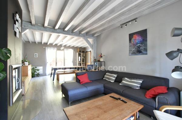 MAISON 131,5m2 / PARCELLE 1238m2 / 4 CHAMBRES