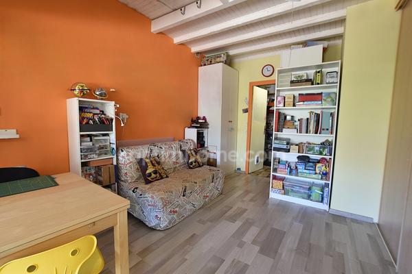 MAISON 131,5m2 / PARCELLE 1238m2 / 4 CHAMBRES