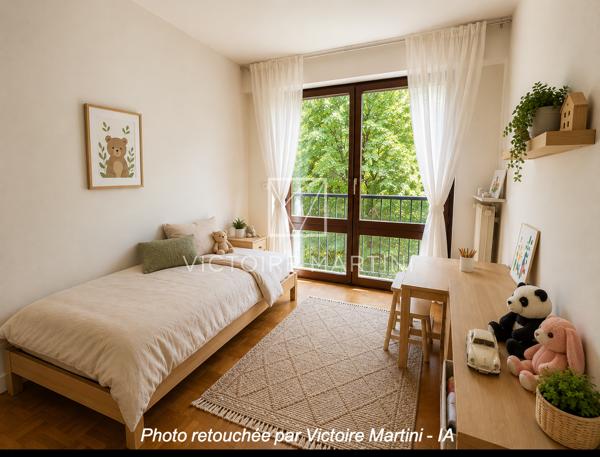 Appartement
         6 pièces
        - 114 m² 550 000 € *