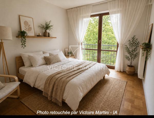 Appartement
         6 pièces
        - 114 m² 550 000 € *