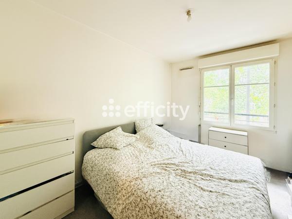 Appartement
         2 pièces
        - 56 m² Exclusivité 375 000 € *