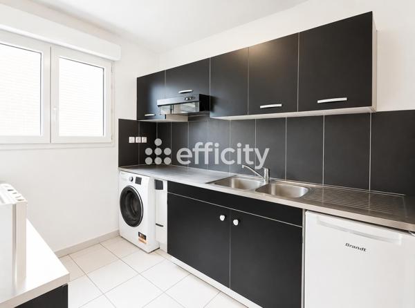 Appartement
         2 pièces
        - 56 m² Exclusivité 375 000 € *