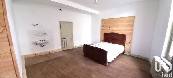 Immeuble à vendre 296 m² Saint-Yrieix-la-Perche