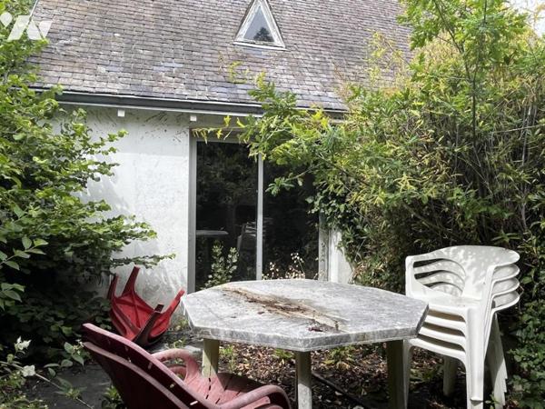 Fouesnant - Mousterlin : Maison de bord de mer sur plus de 2 000 m² de terrain arboré