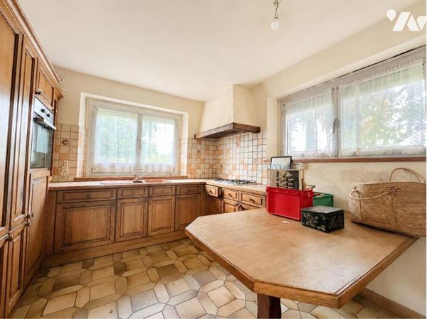 Fouesnant - Mousterlin : Maison de bord de mer sur plus de 2 000 m² de terrain arboré