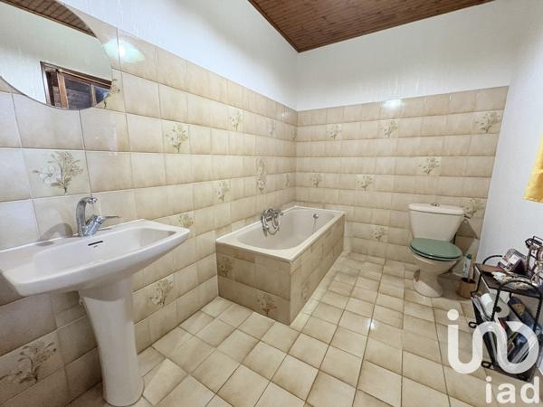 Maison à vendre 6 pièces 169 m² Brain-sur-Allonnes