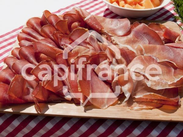 Fonds de commerce Boucherie Charcuterie à vendre VILLARD BONNOT (38)