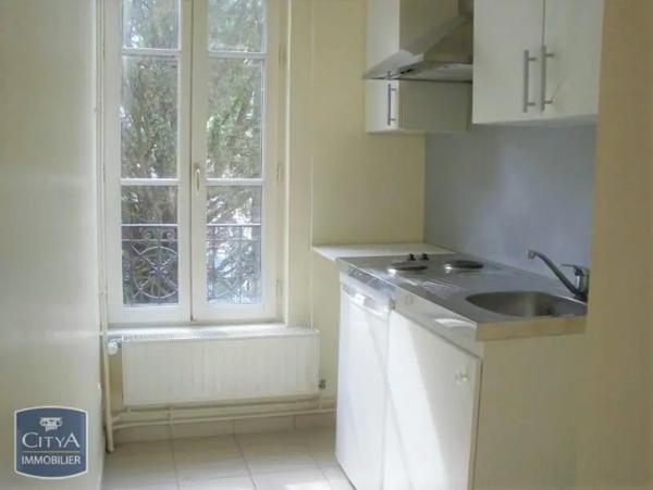 Appartement à louer 1 pièce 31.04m² Laon (02000)