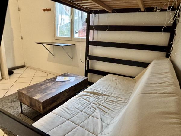 Location appartement 1 pièce(s) 13 m²