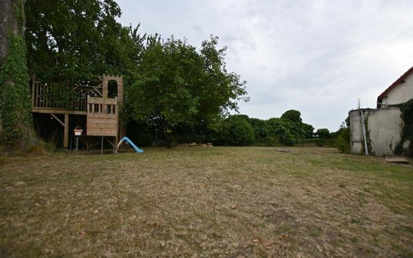 Maison à vendre    2 pièces •  Abbeville