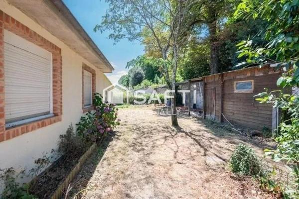 Maison à rénover avec grand jardin à Couëron