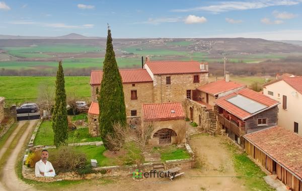 Maison 11 pièces - 330 m²