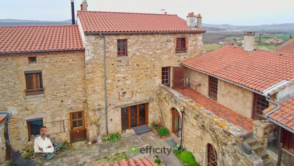 Maison 11 pièces - 330 m²