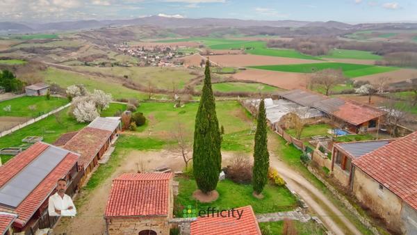 Maison 11 pièces - 330 m²