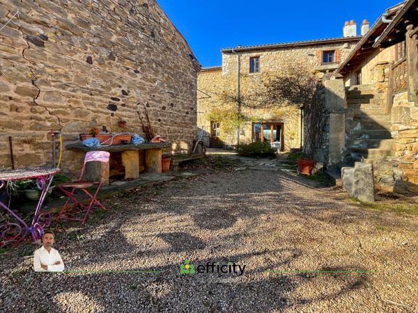 Maison 11 pièces - 330 m²