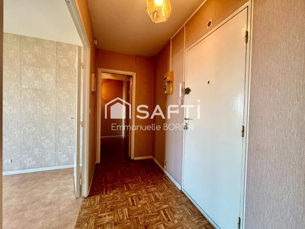 Appartement - 2 chambres - Balcon - Stationnement