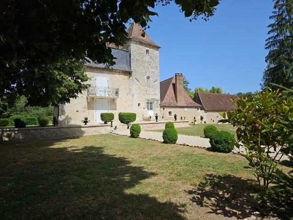 Château d'exception - Élégance Historique & Parc Majestueux Perigueux