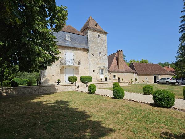 Château d'exception - Élégance Historique & Parc Majestueux Perigueux