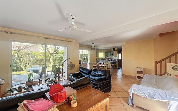 Maison à louer    5 pièces •  Tournon-sur-Rhône