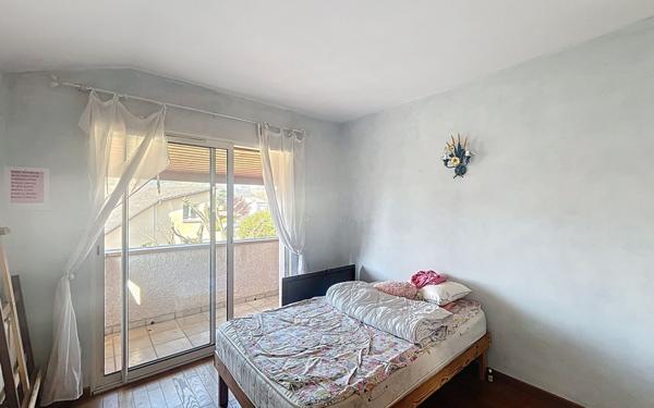 Maison à louer    5 pièces •  Tournon-sur-Rhône